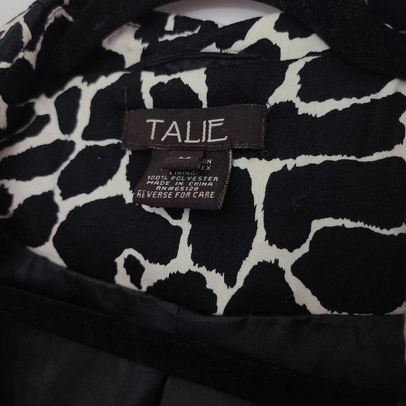 Black and white giraffe print jacket Medium - Picture 3 of 3